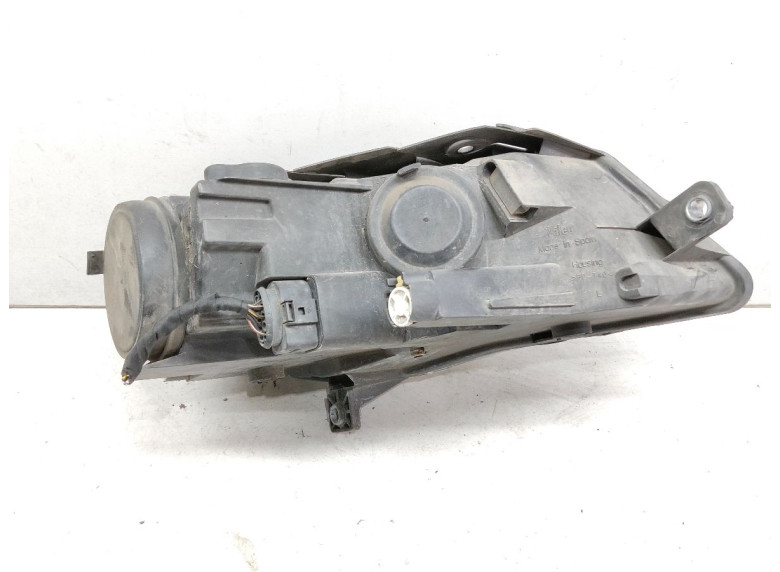 Фара левая к Volkswagen Passat, 2005г.