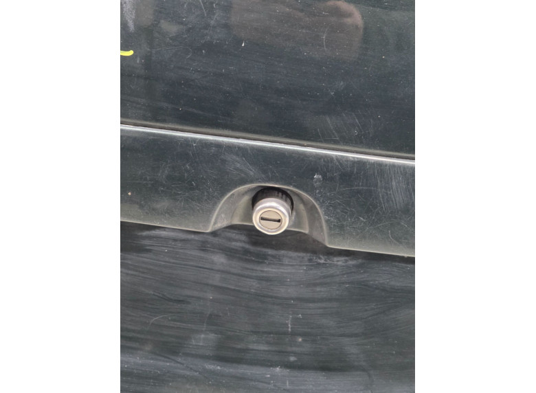 Кнопка открытия багажника к Opel Zafira, 2003г.