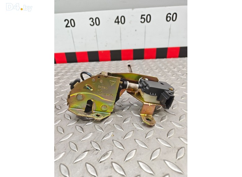 Замок багажника к Volkswagen Touareg undefined г.