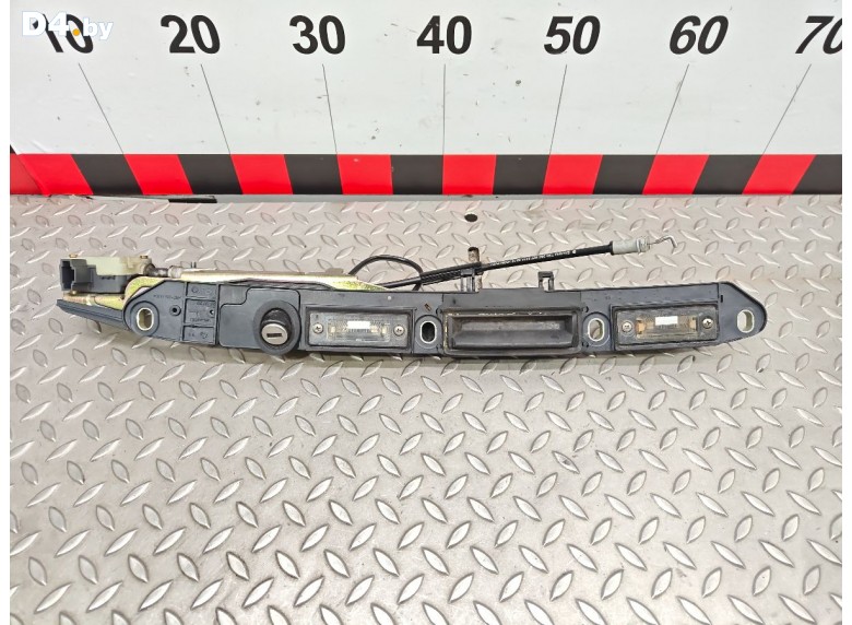 Кнопка открытия багажника к Volkswagen Passat undefined г.