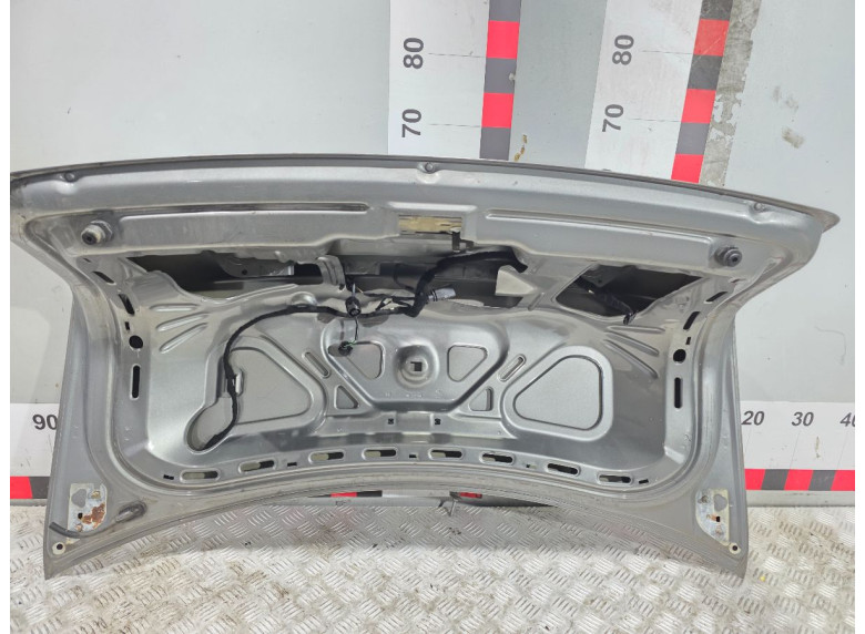 Крышка багажника (дверь 3-5) к Volkswagen Passat, 2002г.