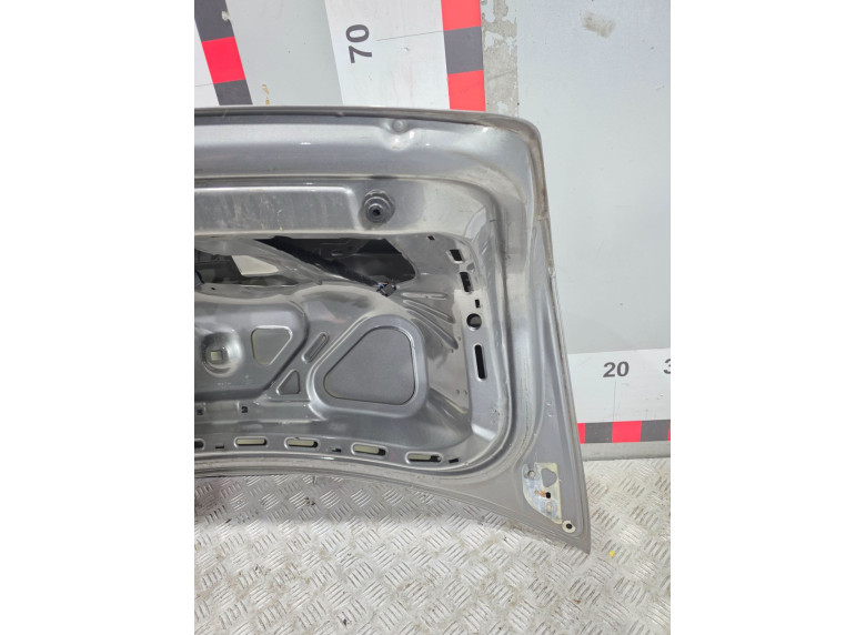 Крышка багажника (дверь 3-5) к Volkswagen Passat, 2002г.