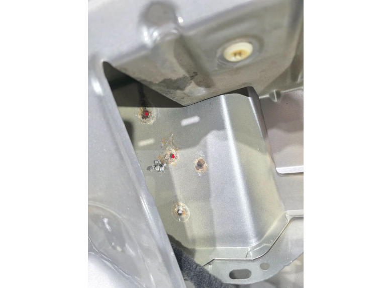 Крышка багажника (дверь 3-5) к Volkswagen Passat, 2002г.