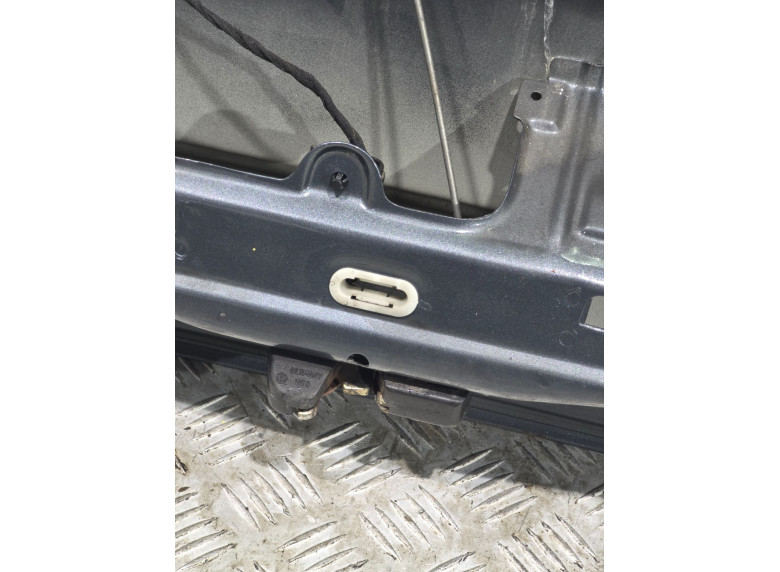 Замок багажника к Volkswagen Golf, 1995г.