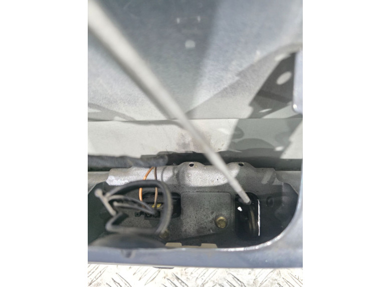 Замок багажника к Volkswagen Golf, 1995г.