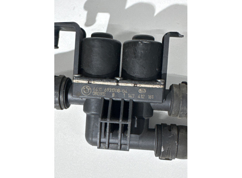 Кран отопителя (печки) к BMW 5 E60/E61, 2005г.