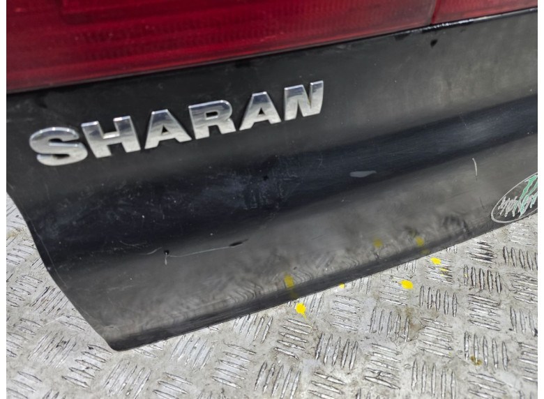 Крышка багажника (дверь 3-5) к Volkswagen Sharan, 2003г.