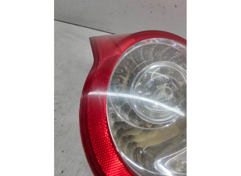 Фонарь задний левый к Volkswagen Passat, 2005г.