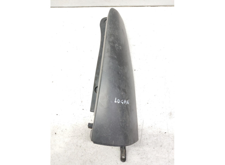 Накладка декоративная к Renault Logan, 2009г.