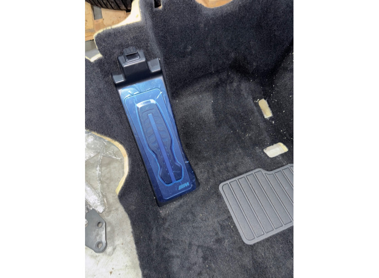 Ковер салонный к BMW XM G09, 2024г.