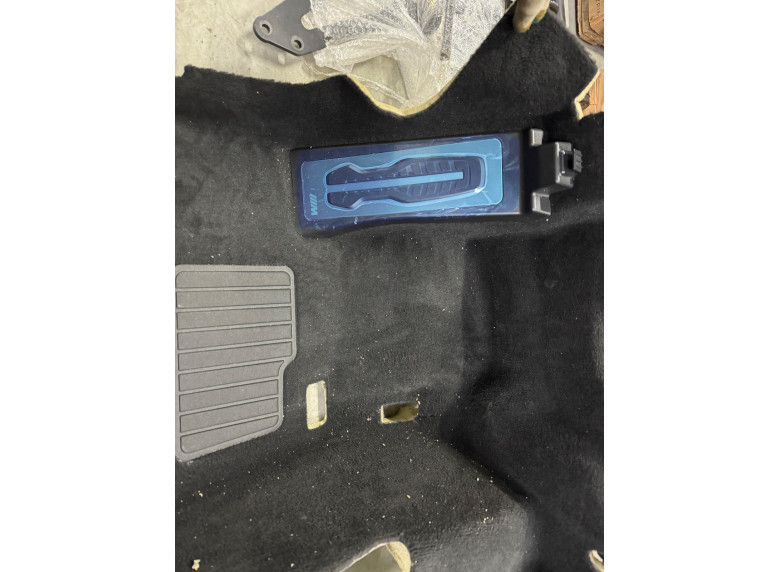 Ковер салонный к BMW XM G09, 2024г.
