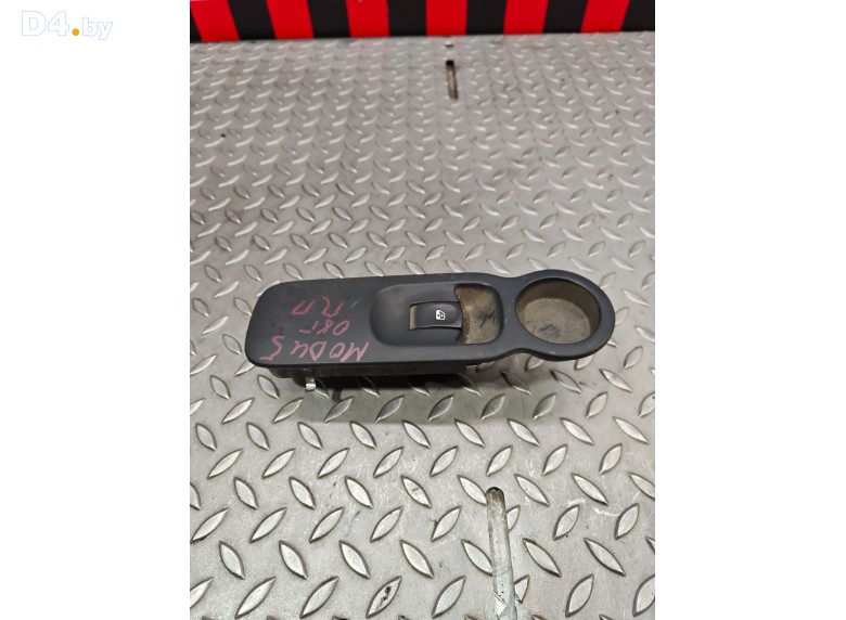 Кнопка стеклоподъемника переднего правого к Renault Modus undefined г.