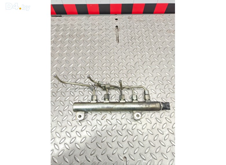 Топливная рампа к Opel Vectra undefined г.