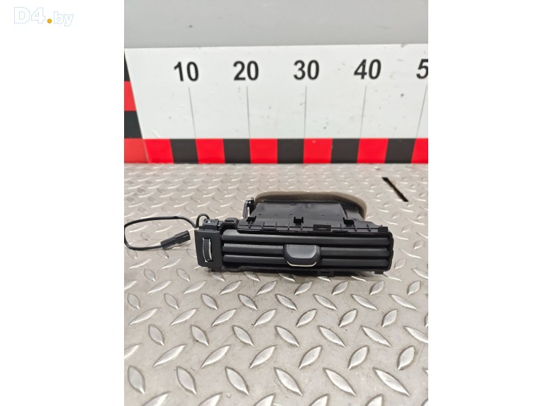 Дефлектор обдува салона к Audi A4 undefined г.