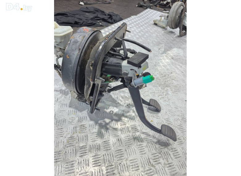 Узел педальный (блок педалей) к Renault Trafic undefined г.