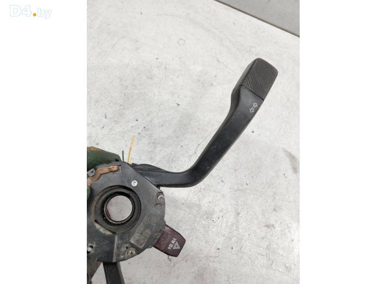 Переключатель поворотов к Volkswagen Passat undefined г.