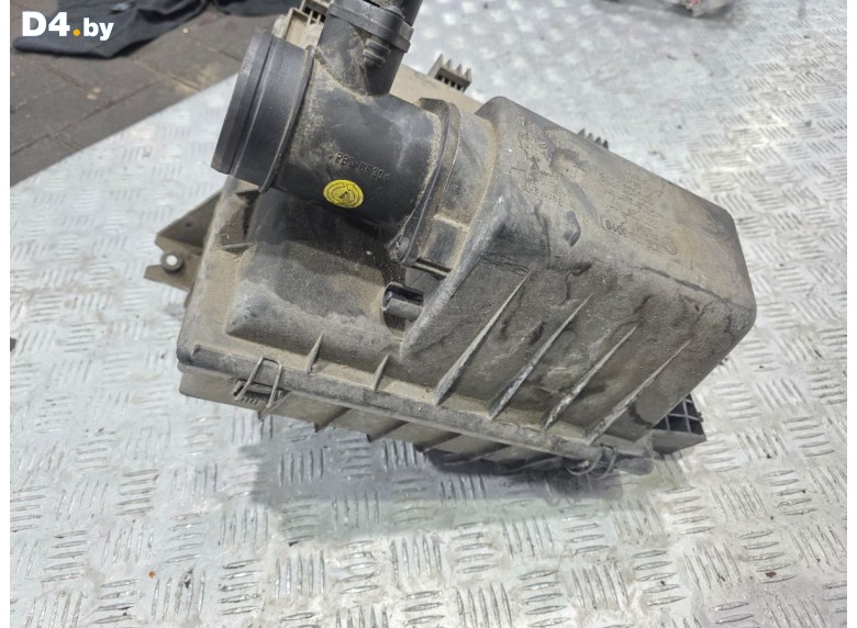 Корпус воздушного фильтра к Volkswagen LT undefined г.