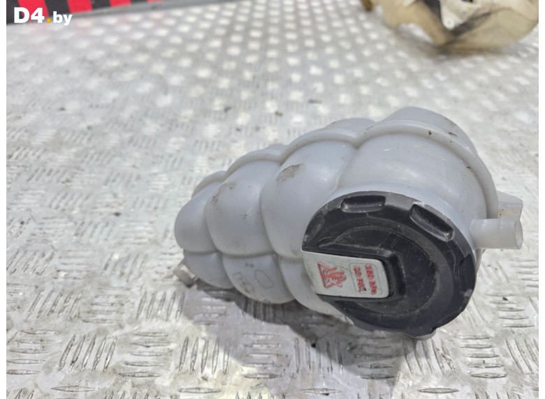 Бачок расширительный к Audi A4 undefined г.