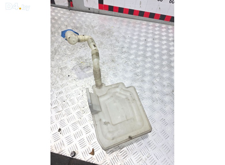 Бачок омывателя к Volkswagen Golf undefined г.