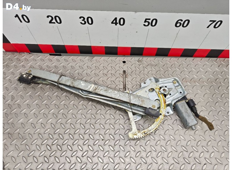 Стеклоподъемник электрический передний левый к Toyota Yaris undefined г.