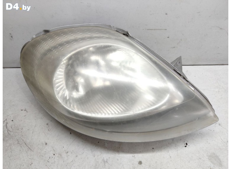 Фара правая к Renault Trafic undefined г.