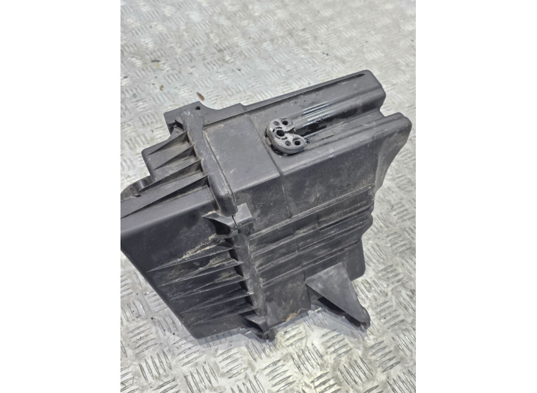 Корпус воздушного фильтра к Seat Ibiza, 2006г.
