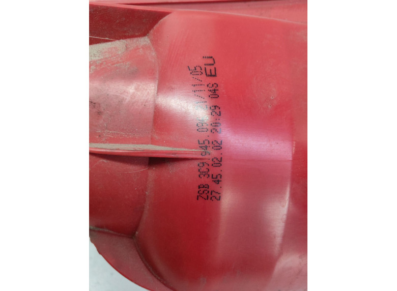 Фонарь задний правый к Volkswagen Passat, 2005г.