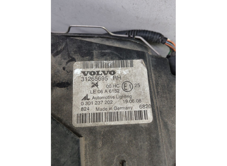 Фара правая к Volvo V50, 2008г.