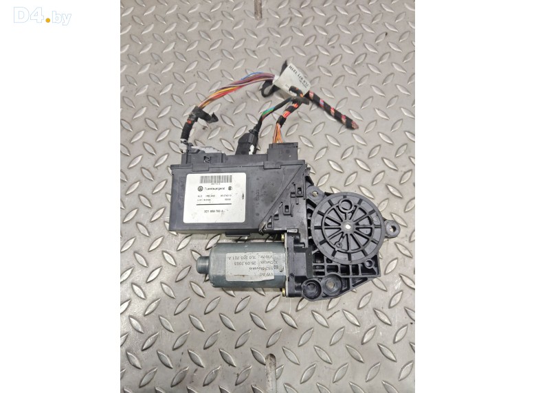 Моторчик стеклоподъемника передний левый к Volkswagen Touareg undefined г.