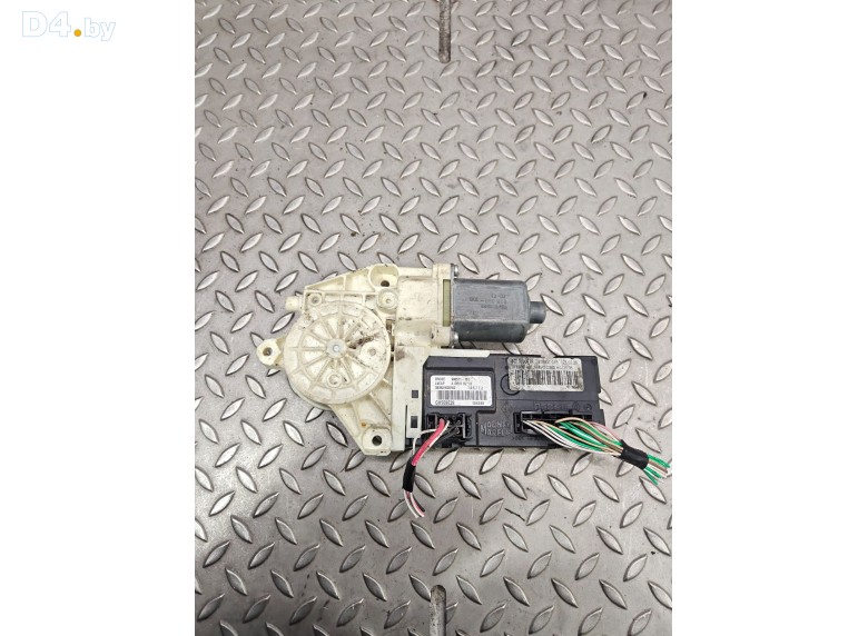 Моторчик стеклоподъемника передний левый к Renault Laguna undefined г.