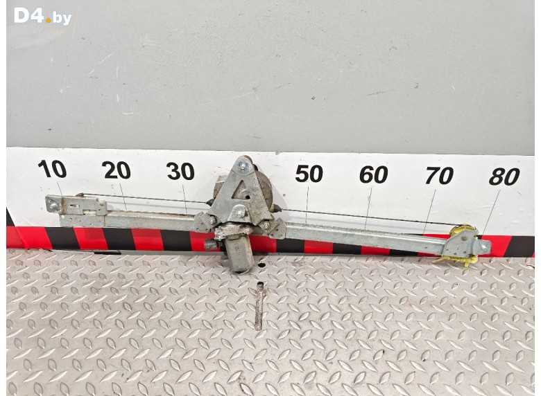 Стеклоподъемник электрический передний правый к Opel Vivaro undefined г.