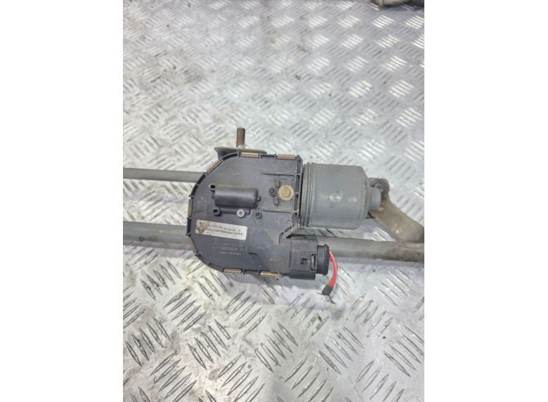 Механизм стеклоочистителя (трапеция дворников) к Volkswagen Golf, 2006г.