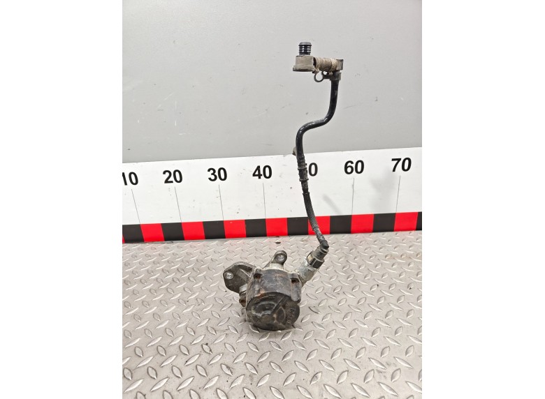 Насос вакуумный к Peugeot 806