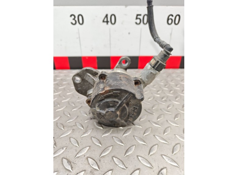 Насос вакуумный к Насос вакуумный к Peugeot 806 undefined г. 806