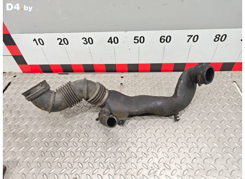 Патрубок турбины к Peugeot 806 undefined г.