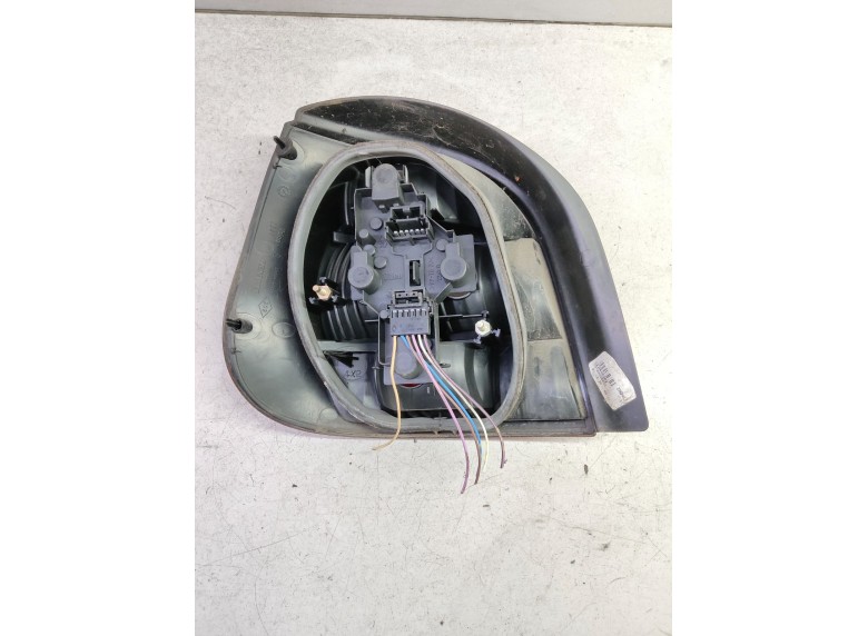 Фонарь задний правый к Фонарь задний правый к Renault Scenic undefined г. Scenic