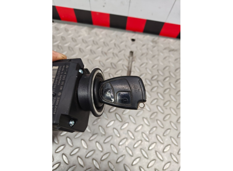 Замок зажигания к Замок зажигания к Mercedes CW203 undefined г. C W203