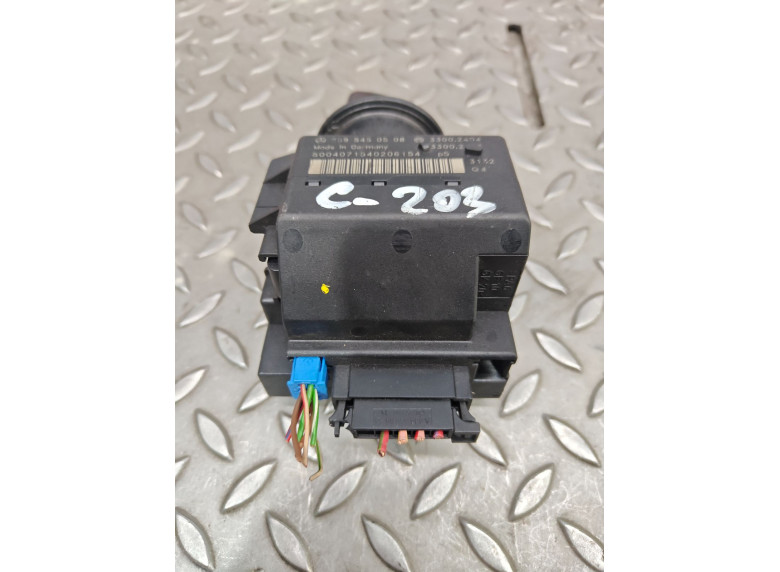 Замок зажигания к Замок зажигания к Mercedes CW203 undefined г. C W203