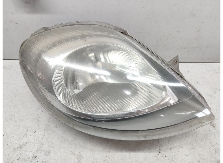 Фара правая к Renault Trafic