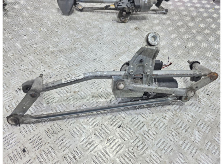 Механизм стеклоочистителя (трапеция дворников) к Volkswagen Passat, 2006г.