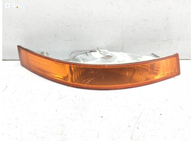 Поворотник правый к Renault Trafic undefined г.