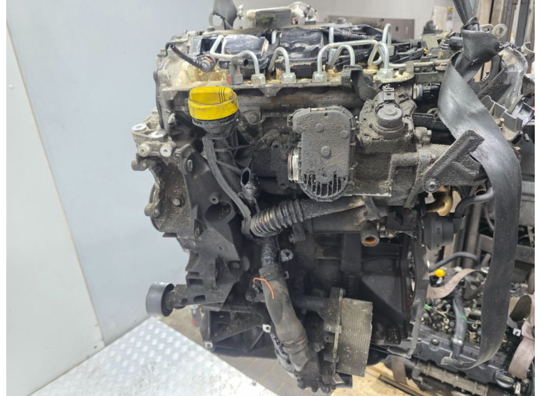 Двигатель к Opel Vivaro, 2008г.