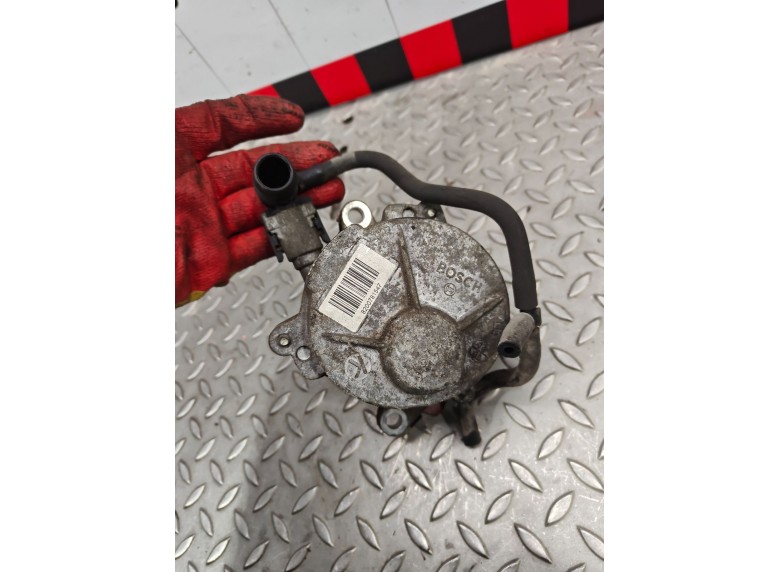 Насос вакуумный к Насос вакуумный к Opel Vivaro undefined г. Trafic