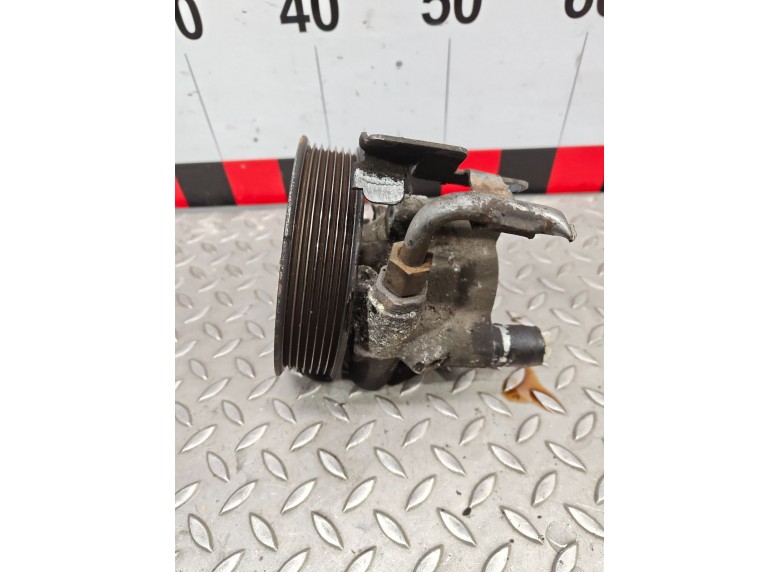 Насос гидроусилителя руля к Renault Trafic