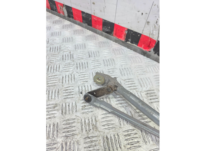 Механизм стеклоочистителя (трапеция дворников) к Volkswagen Passat, 2003г.