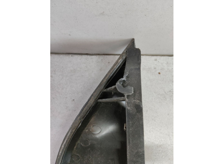 Накладка крыла (уголок зеркала) переднего правого к Peugeot Boxer, 2016г.