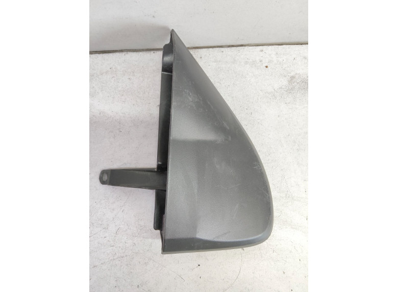Накладка крыла (уголок зеркала) переднего правого к Peugeot Boxer, 2016г.