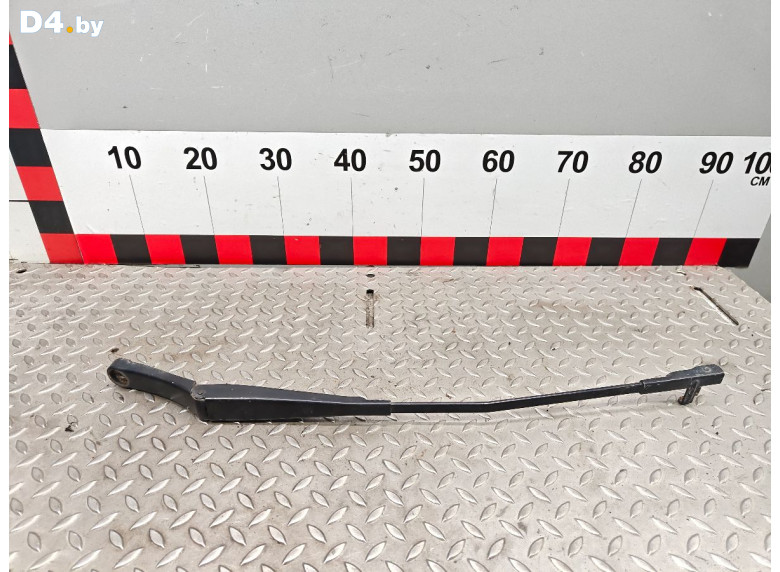 Щеткодержатель (поводок стеклоочистителя, дворник) к Volkswagen GolfPlus undefined г.