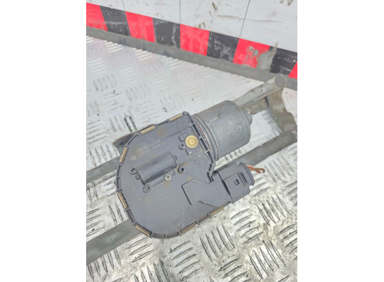 Механизм стеклоочистителя (трапеция дворников) к Volkswagen Golf, 2006г.