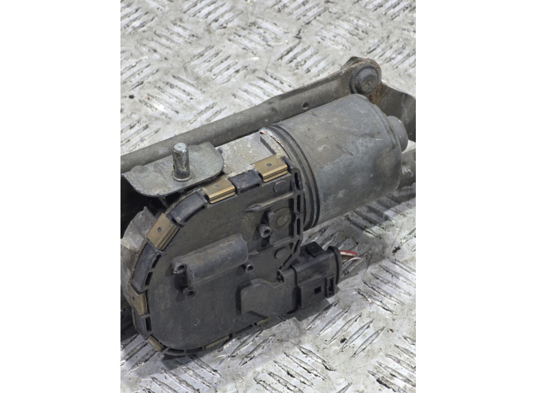 Механизм стеклоочистителя (трапеция дворников) к Volkswagen Golf, 2005г.